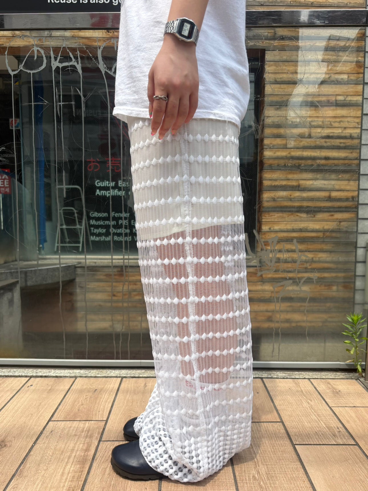 REMAKE LACE PANTS