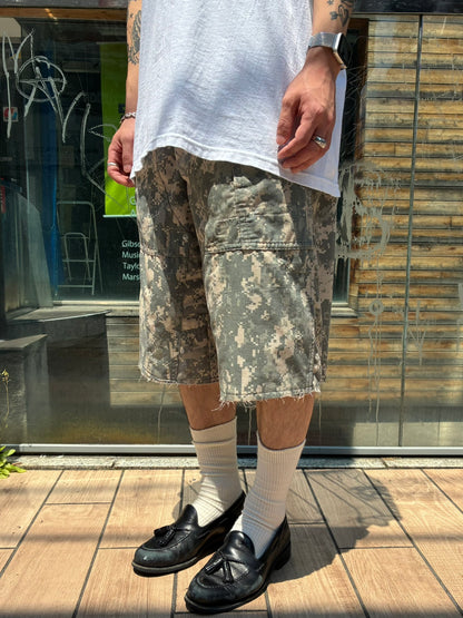 REMAKE  ARMY DOUBLE KNEE SHORTS