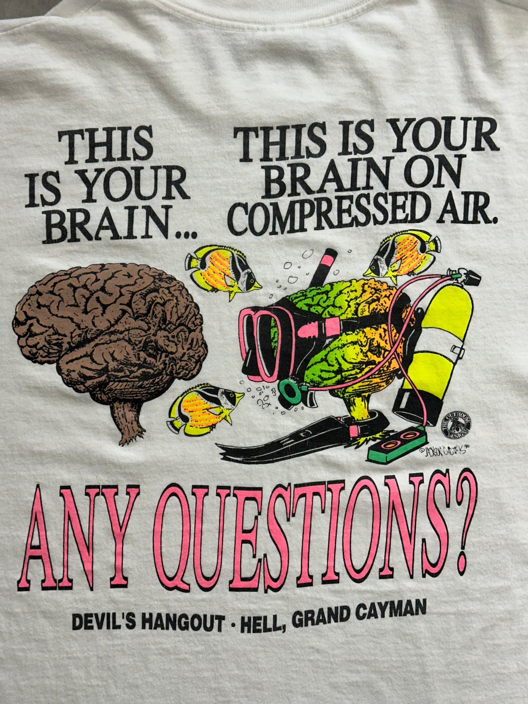 90's BRAIN WAVES SPORTSWEAR USA製 ホワイトTシャツ