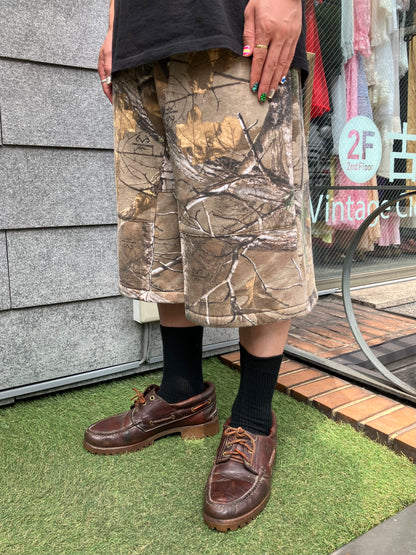 REMAKE  SWEATS DOUBLE KNEE SHORTS