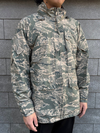 00'S U.S.AIR FORCE APECS「ABU」デジタルタイガーカモ GORE-TEXパーカー