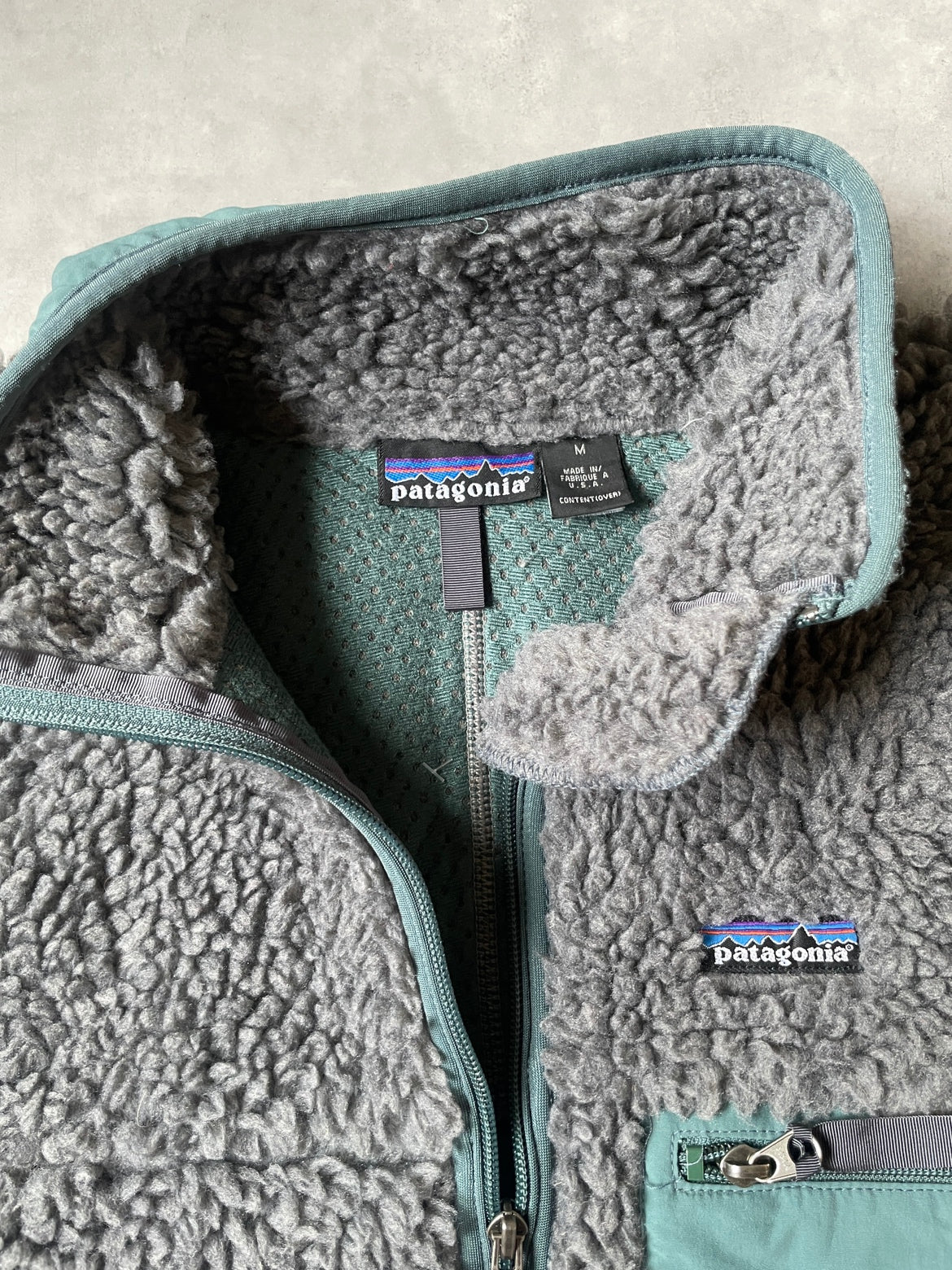 00s PATAGONIA「Classis Retro Cardigan」フリースジャケット　USA製