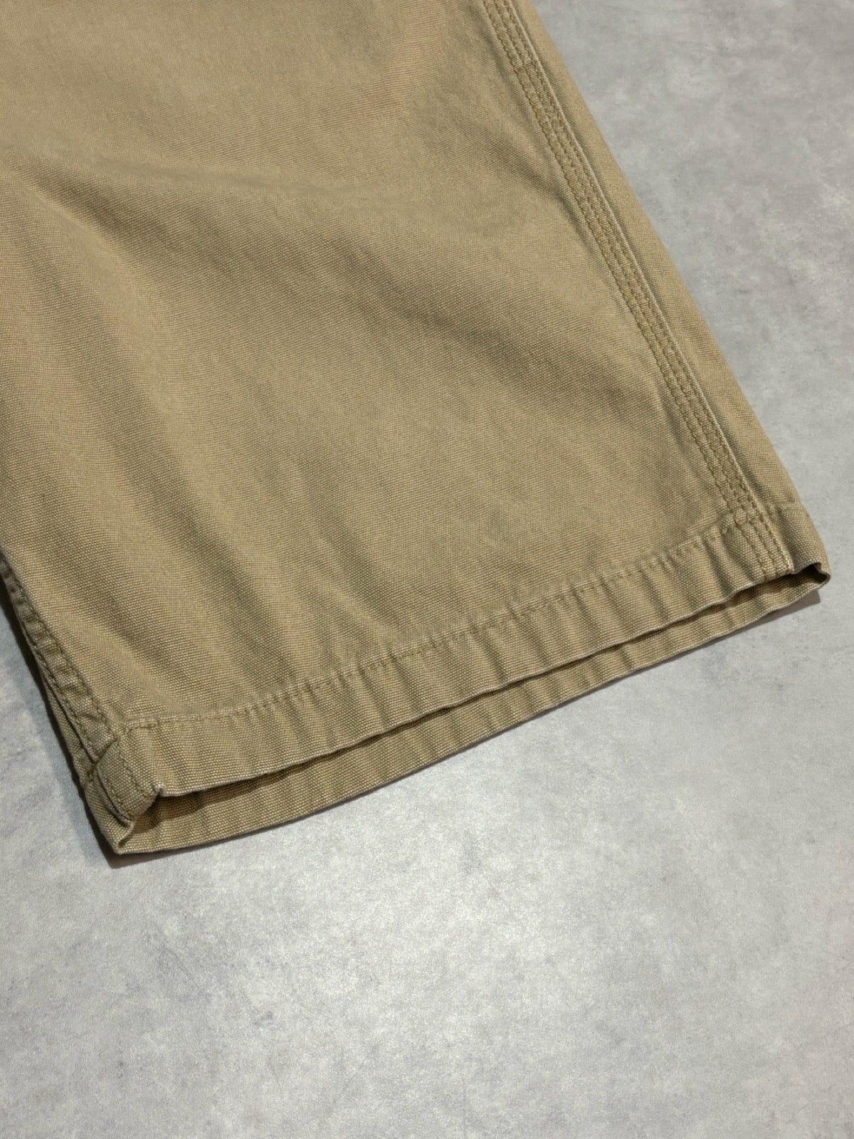 CARHARTT「relaxed fit」ペインターショーツ
