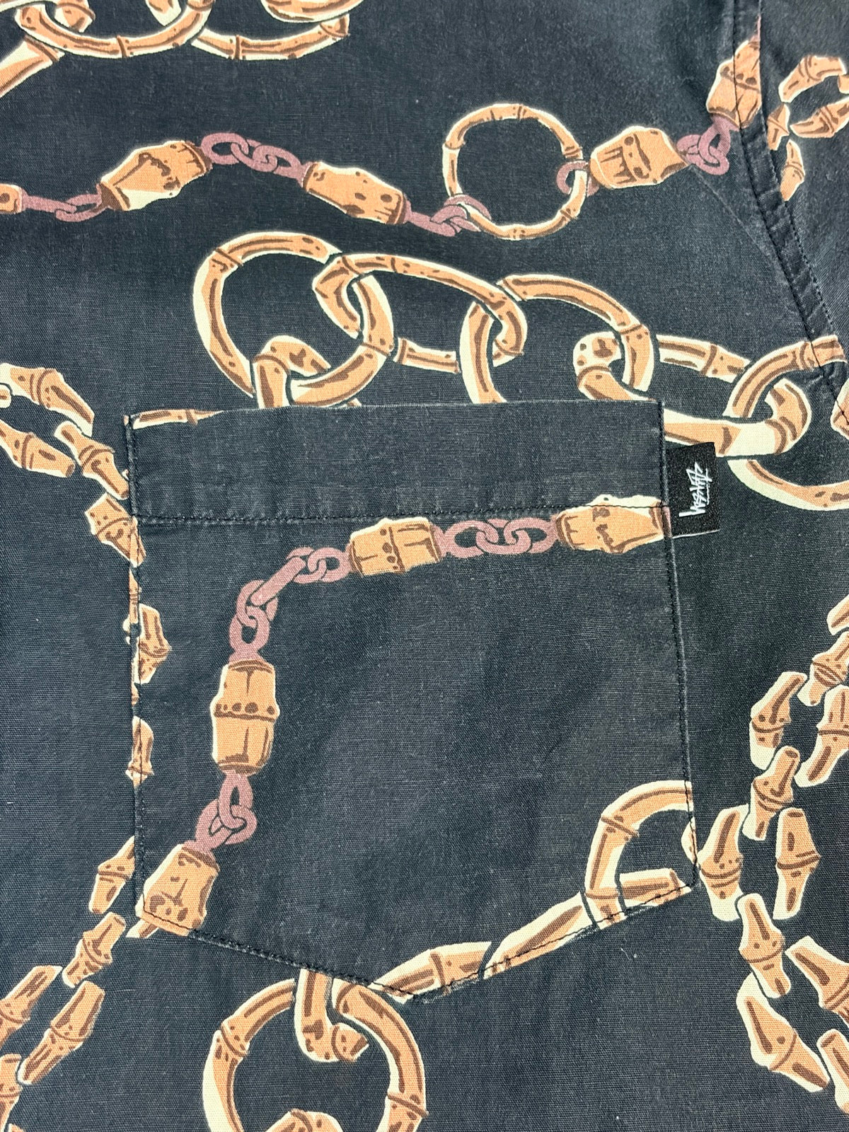 STUSSY「鎖柄」総柄シャツ