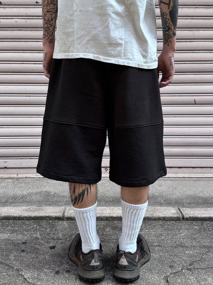 REMAKE  SWEATS DOUBLE KNEE SHORTS