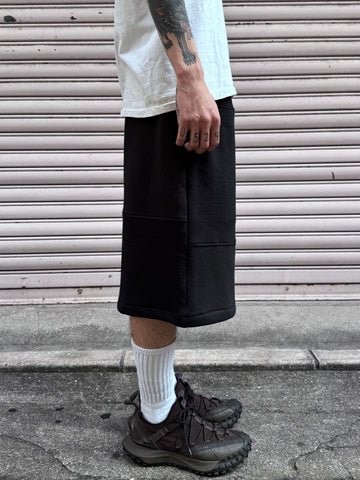 REMAKE  SWEATS DOUBLE KNEE SHORTS