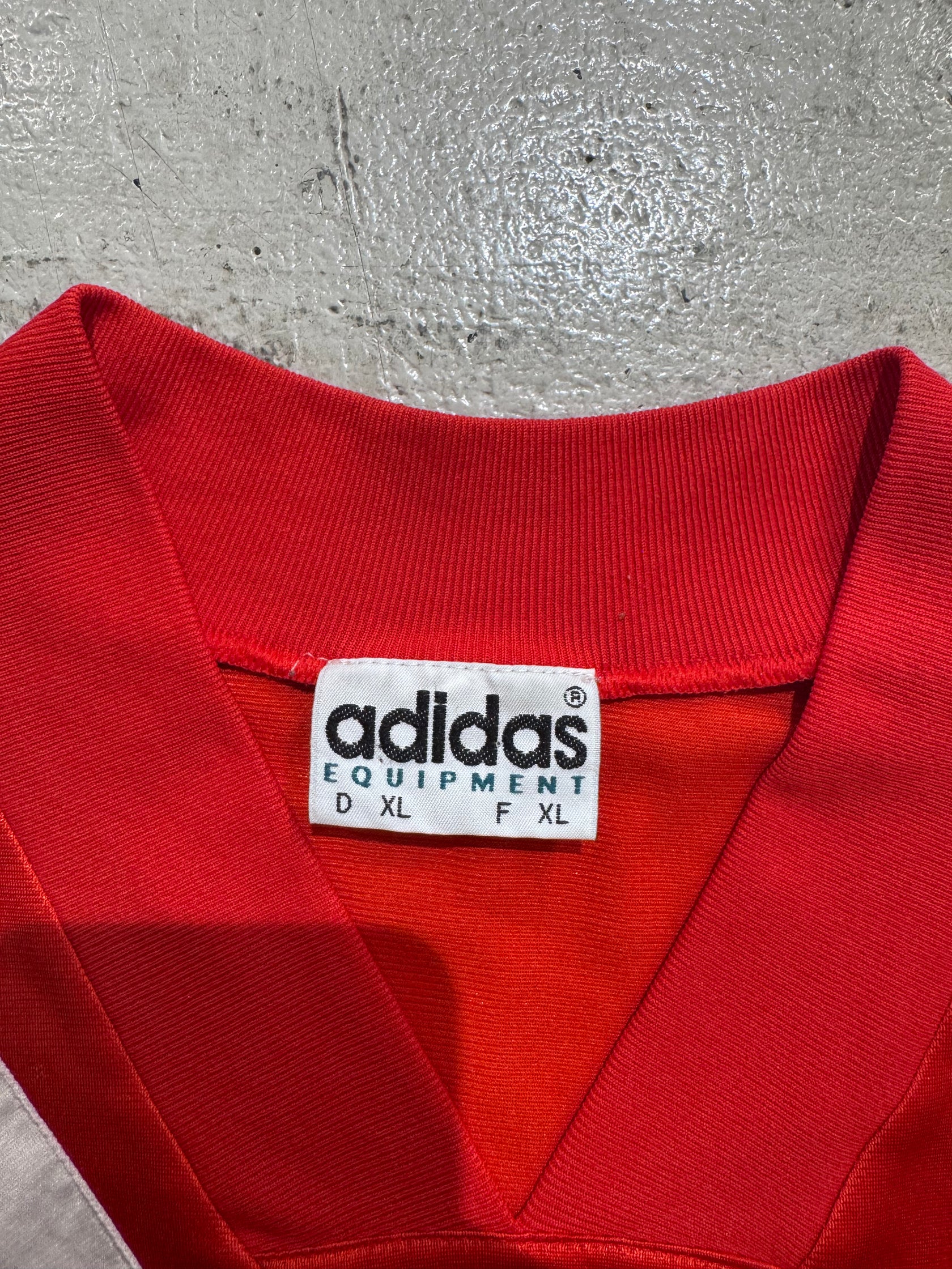 90’s adidas ｢ultra-copie｣サッカーシャツ