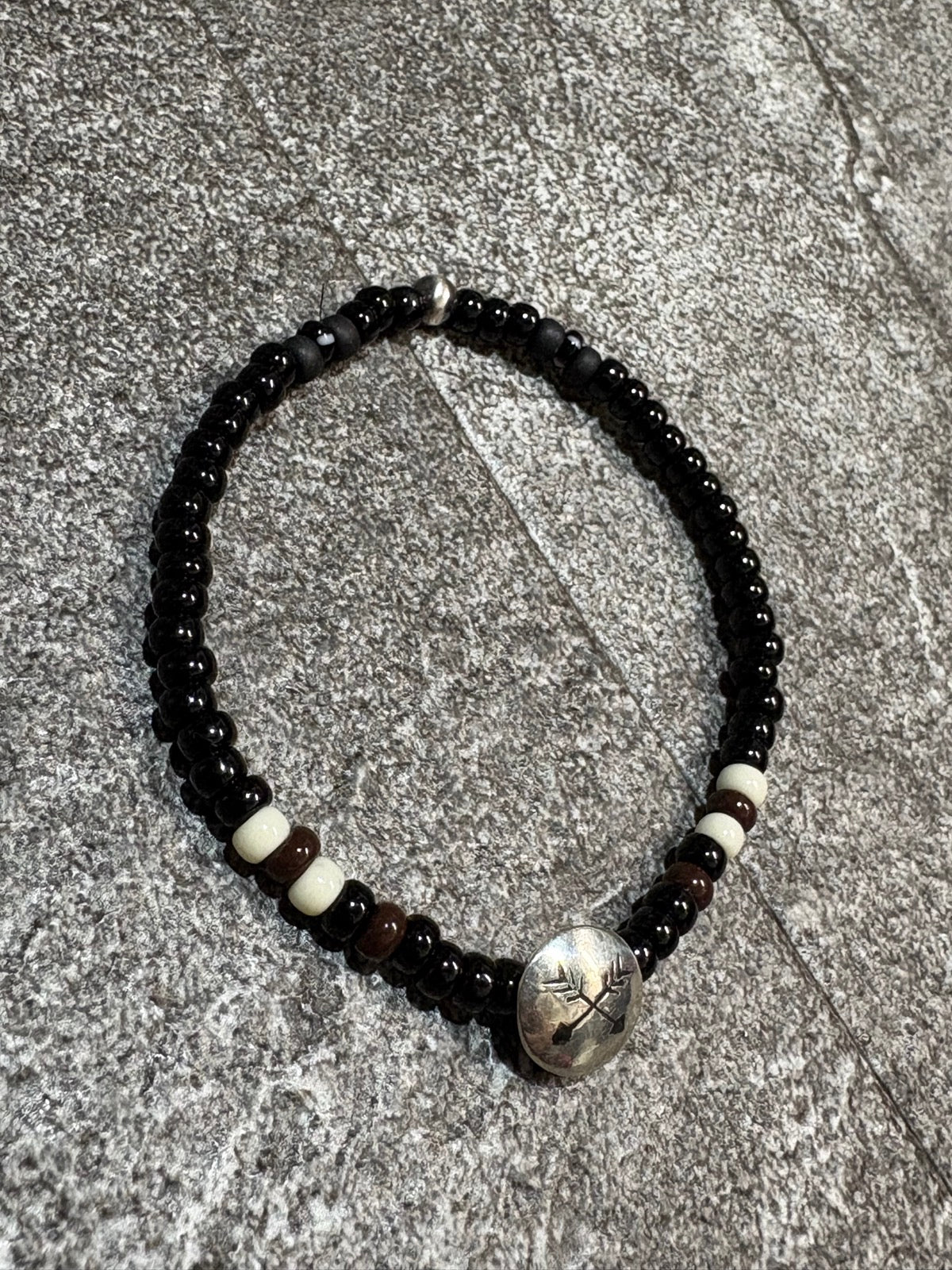 SILVER925 CONCHO & BEADS BRACELET- BLACK・D.BROWN / ROSETTAPRAYER②