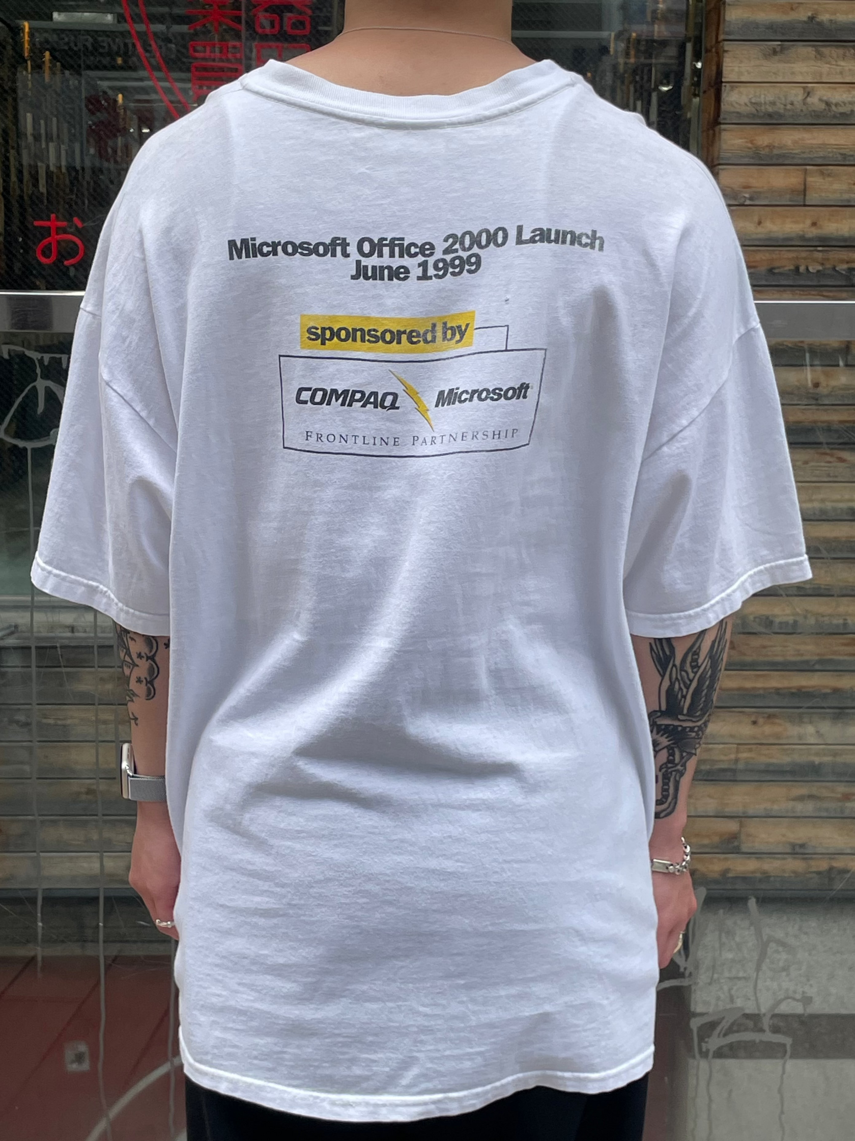90's~00's MICROSOFT「Office 2000」企業Tシャツ