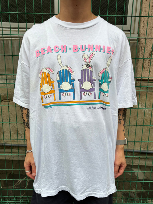 90's「BEACH BUNNIES」USA製 ホワイトTシャツ