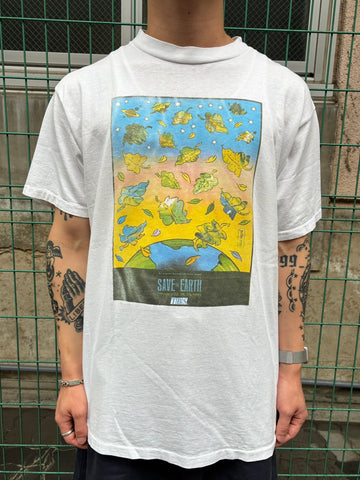 90's「SAVE EARTH GRAPHIC PRINT」USA製 ホワイトTシャツ