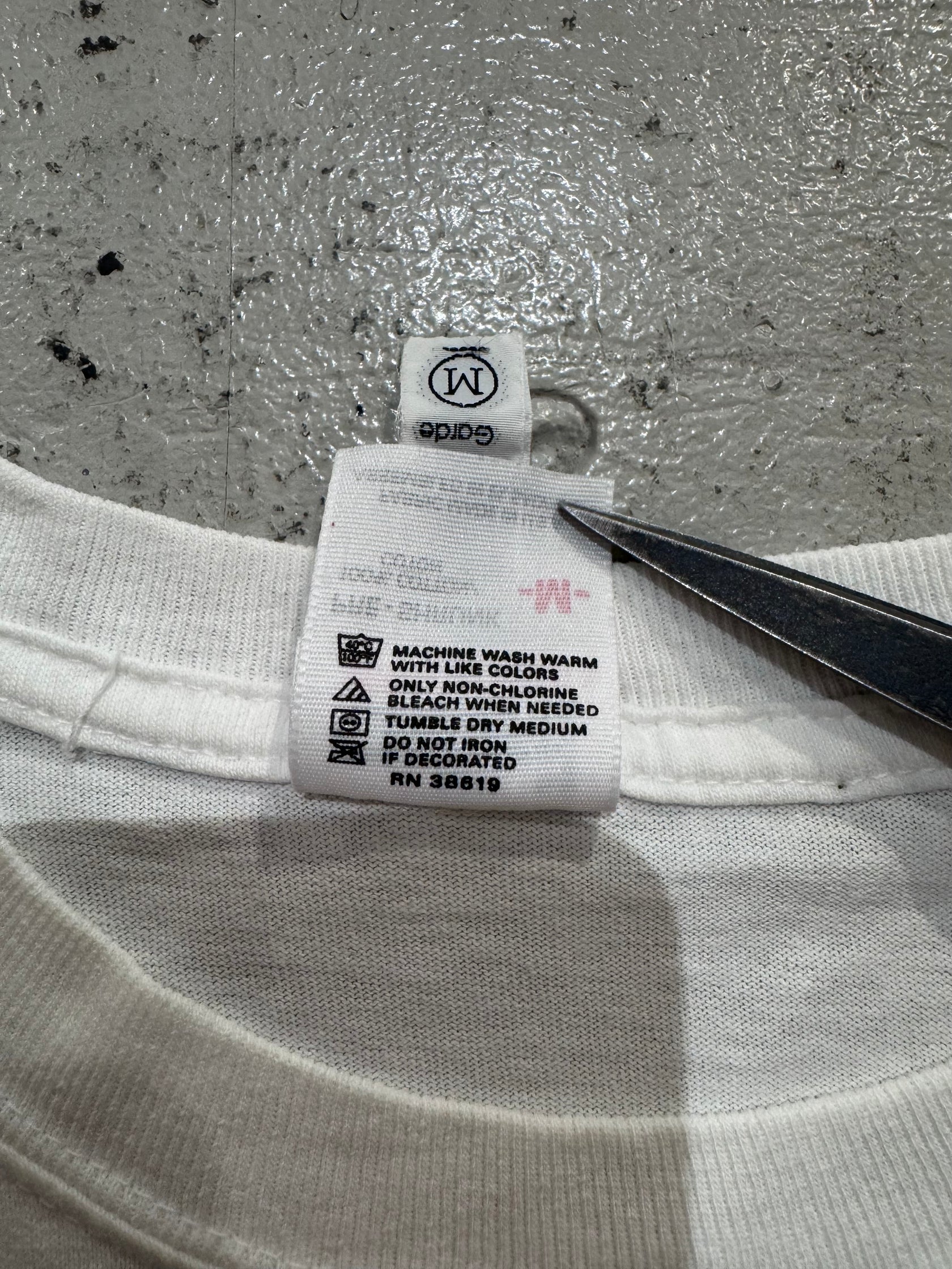 90’s 「ZARATHUSTRA STYLISTICALLY × MORE ABOUT LESS International 」Tシャツ