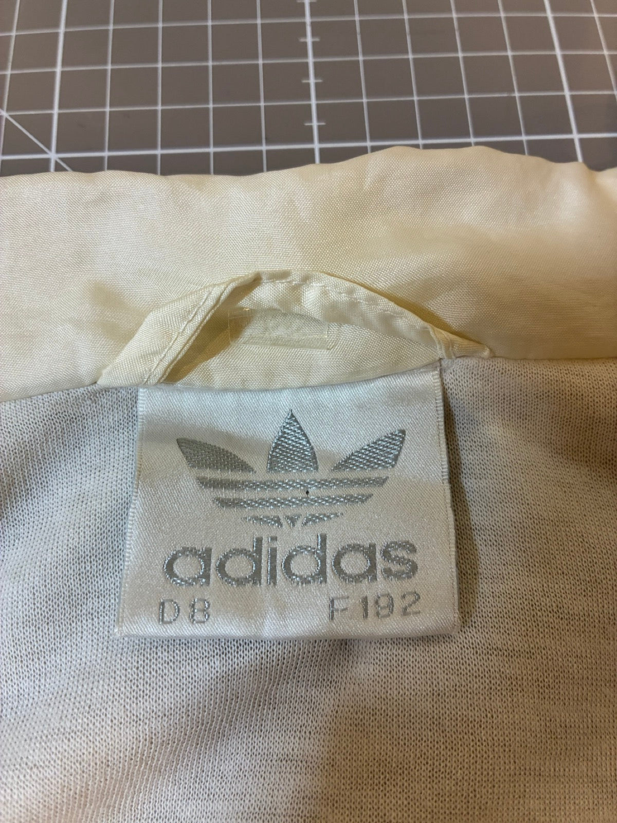 90's adidas「Ambassador Service」ナイロンジャケット