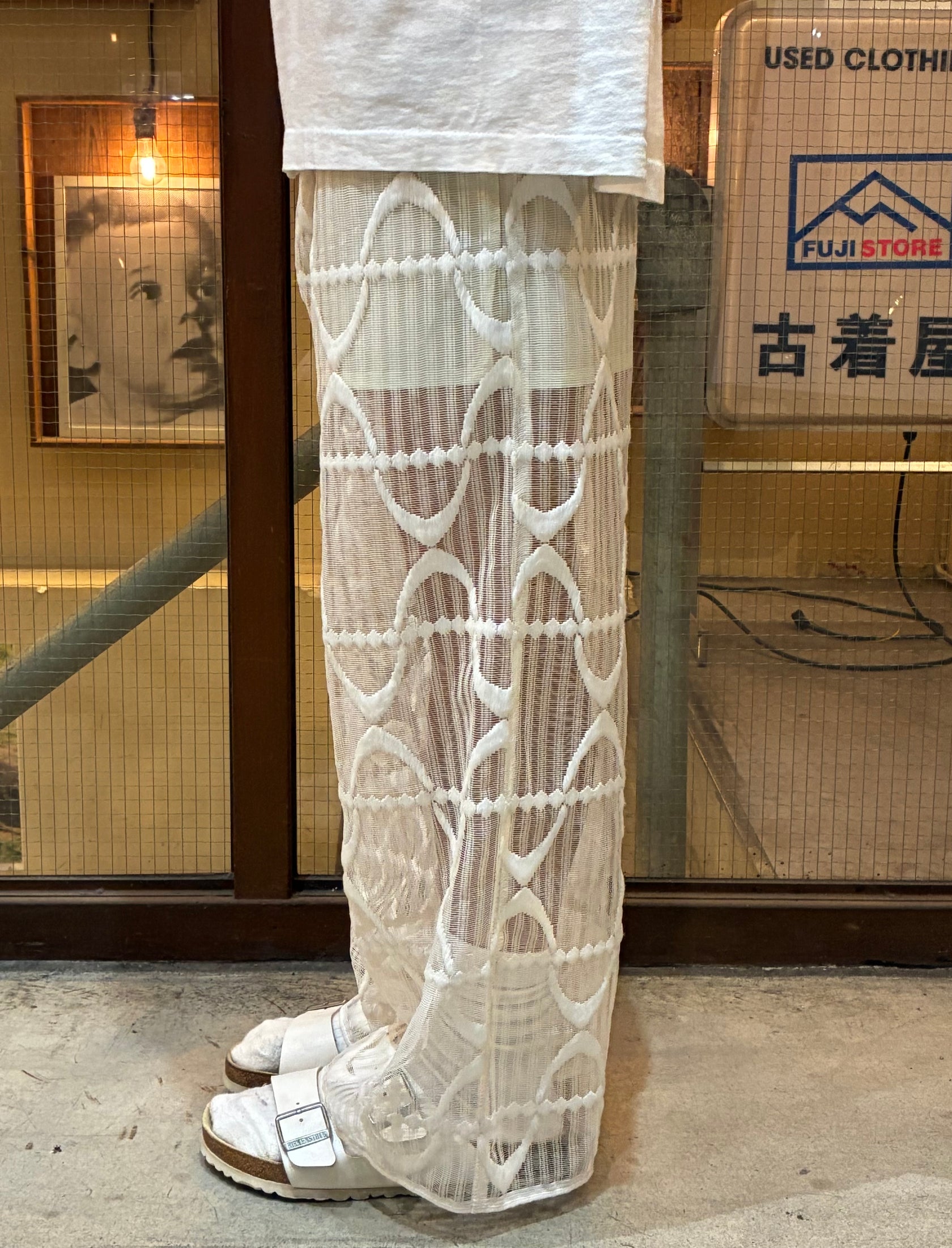 REMAKE LACE PANTS