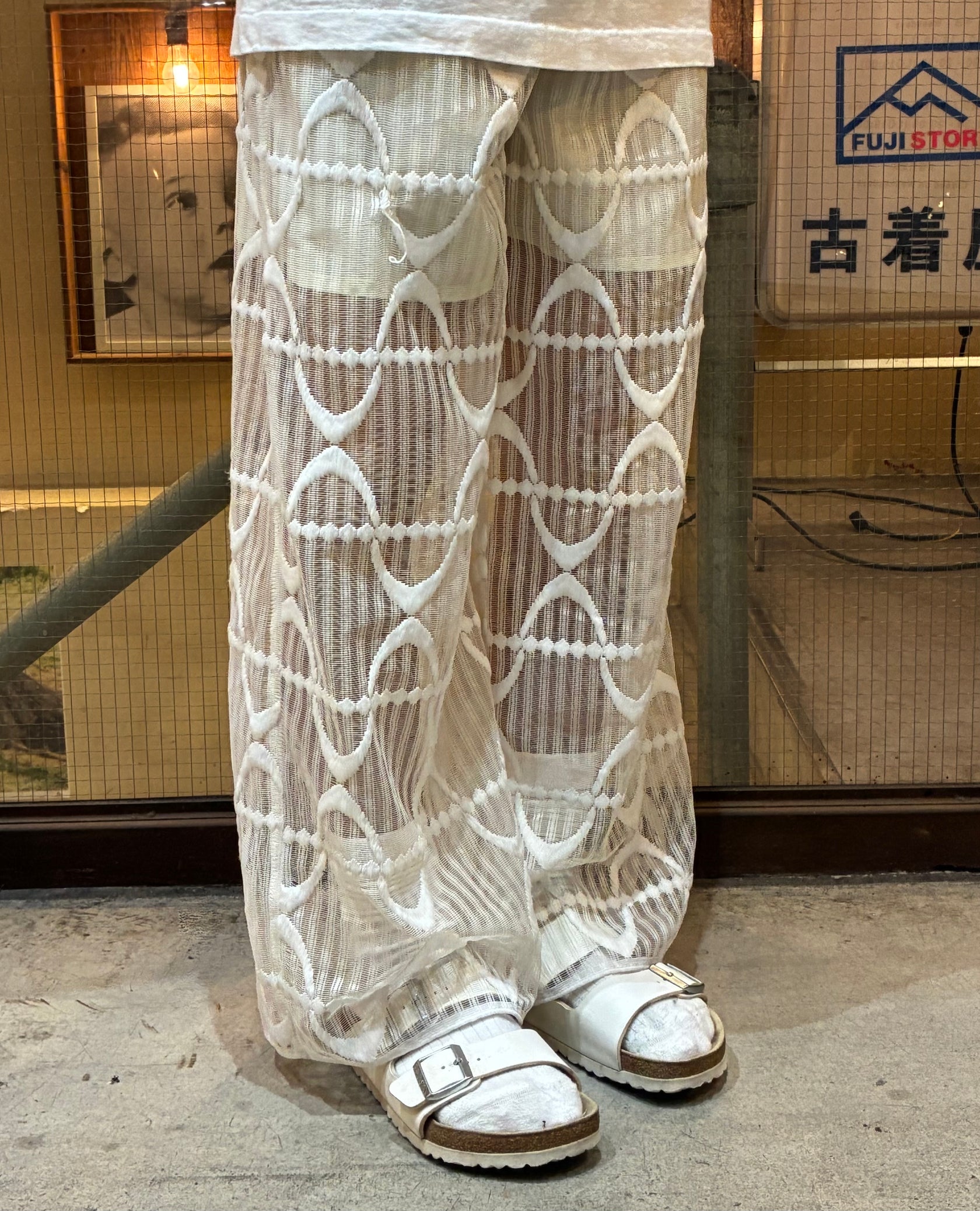 REMAKE LACE PANTS