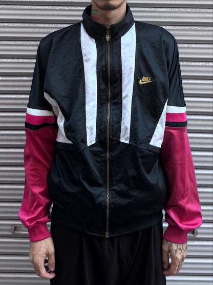 90's NIKE「INTERNATIONAL」トラックジャケット