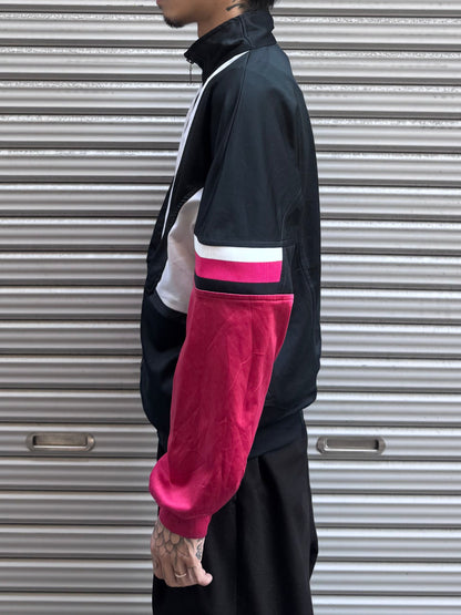 90's NIKE「INTERNATIONAL」トラックジャケット