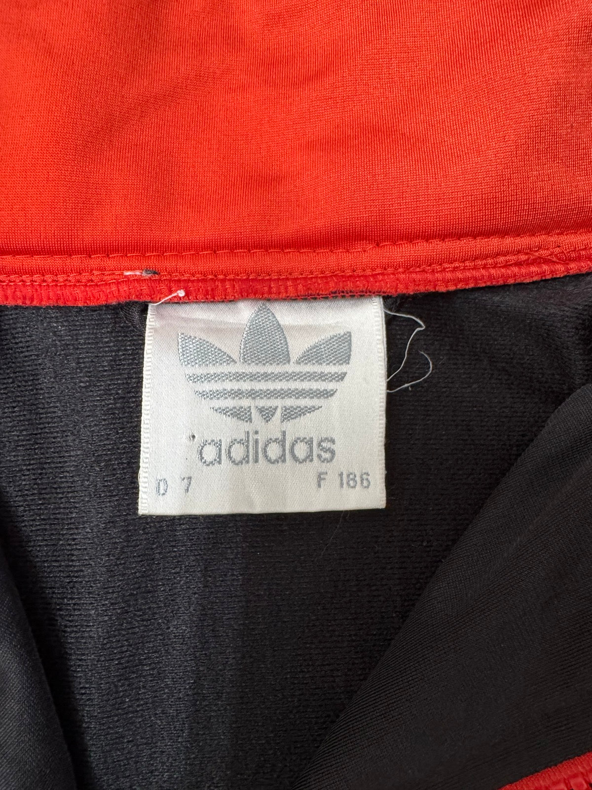 90's ADIDAS「silver tag」トラックジャケット