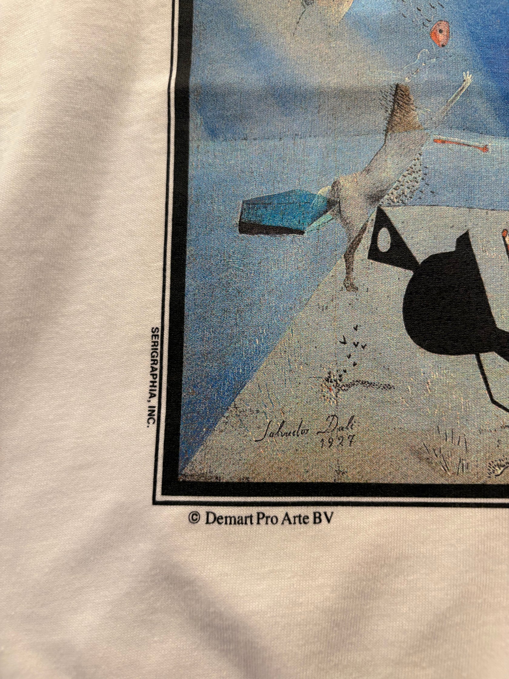 90's「Dali Apparatus and Hand」アートTシャツ