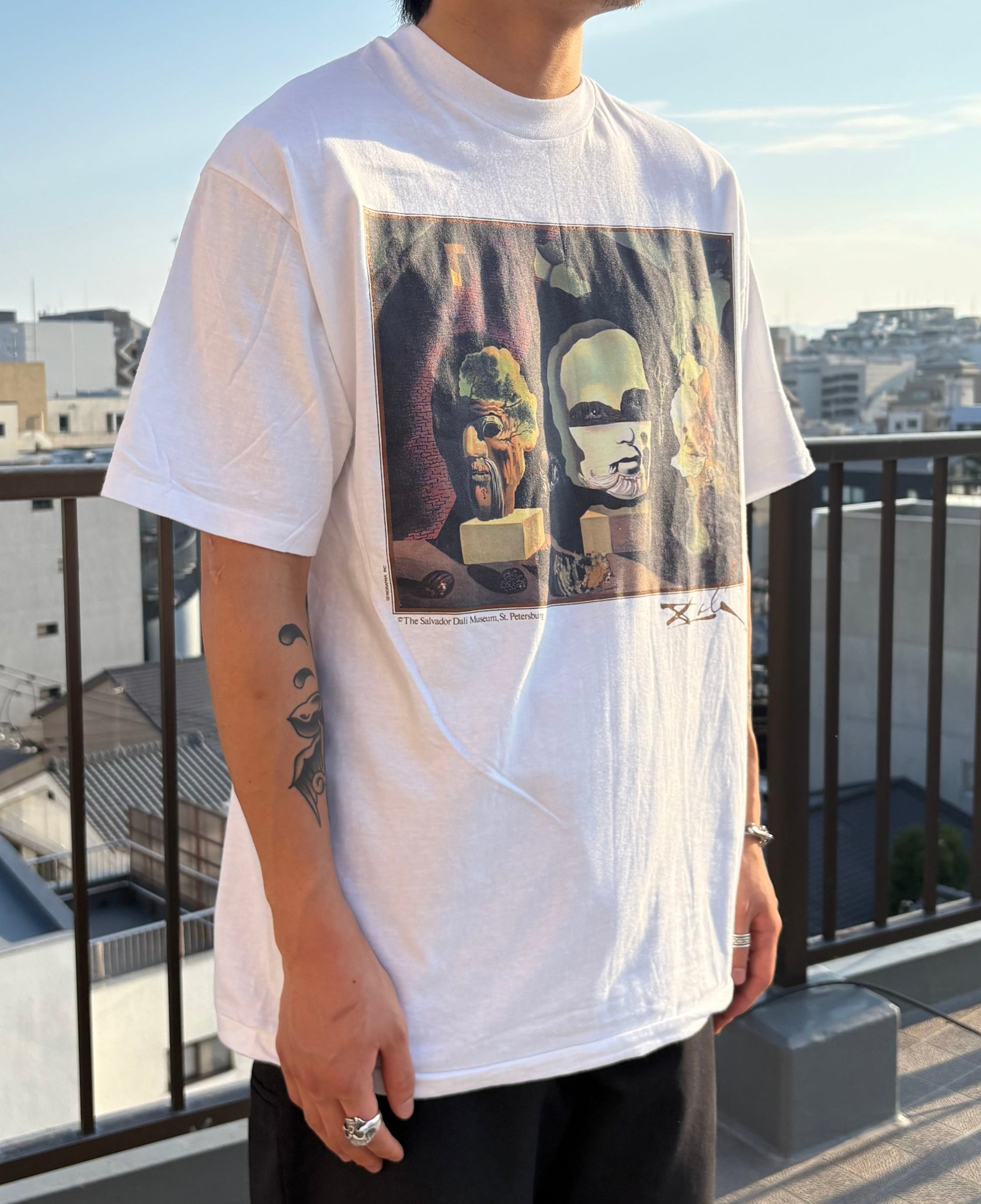 90's 「Dali The Three Ages」アートTシャツ