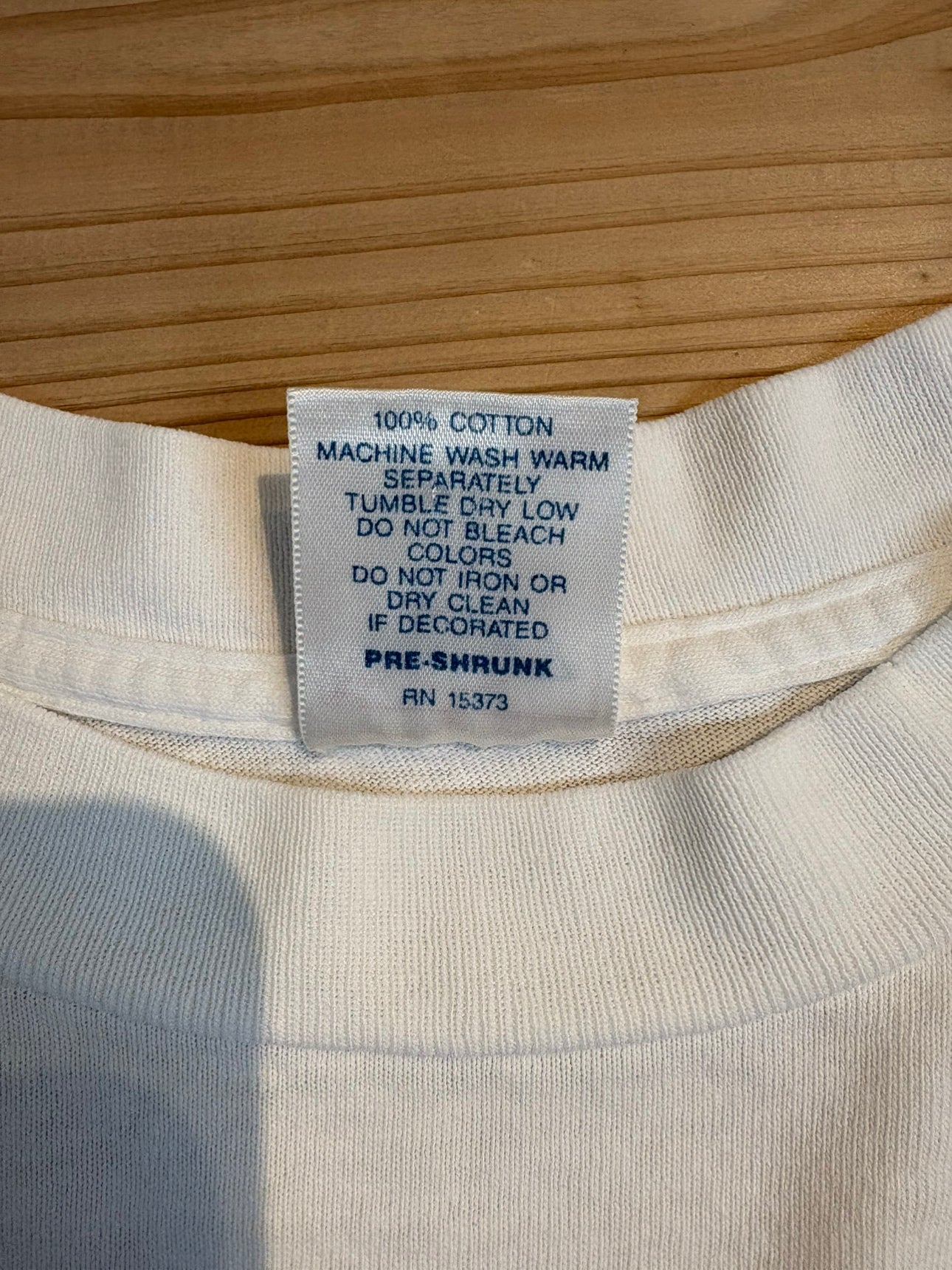 90's「SAVE EARTH GRAPHIC PRINT」USA製 ホワイトTシャツ