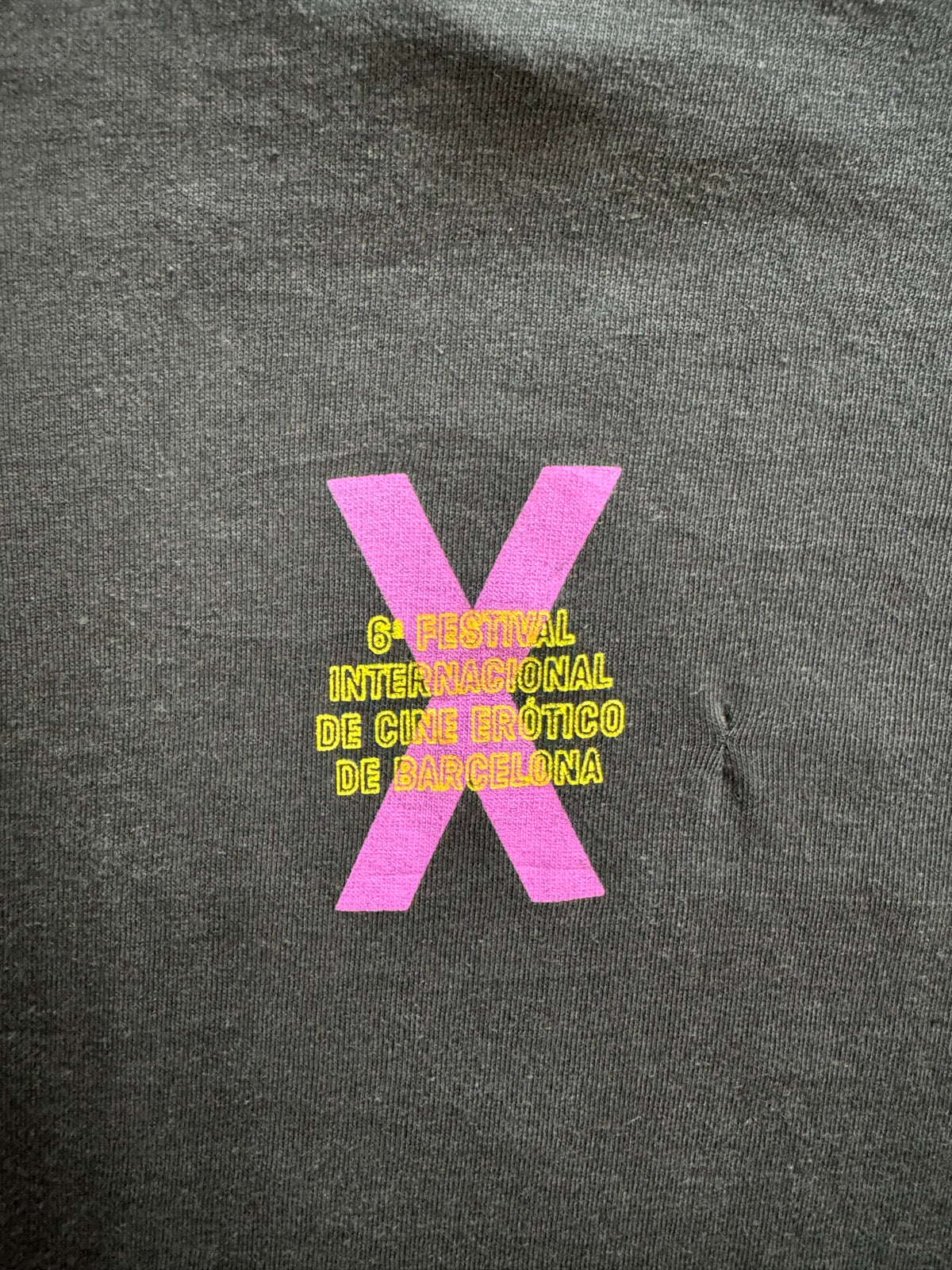 90's 6ºFESTIVAL INTERNACIONAL BE CINE EROTICO BE BARCELONA ムービーTシャツ