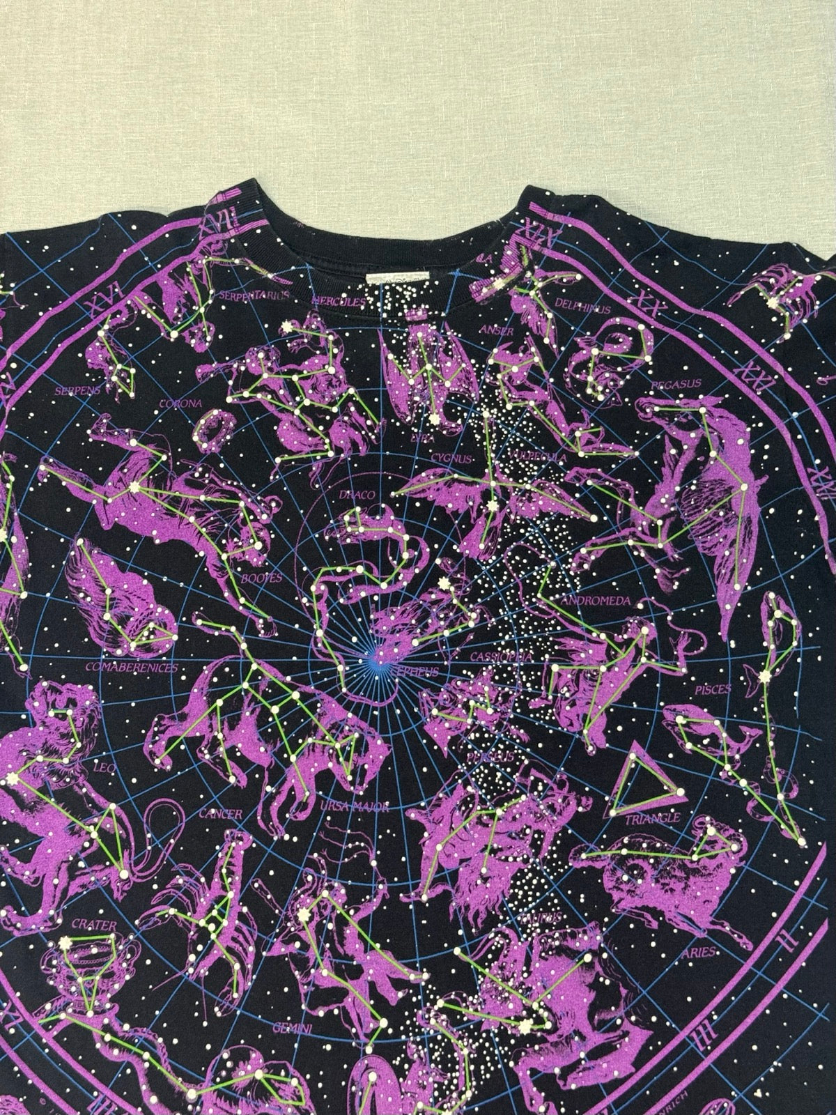00's Disney「星座」総柄Tシャツ