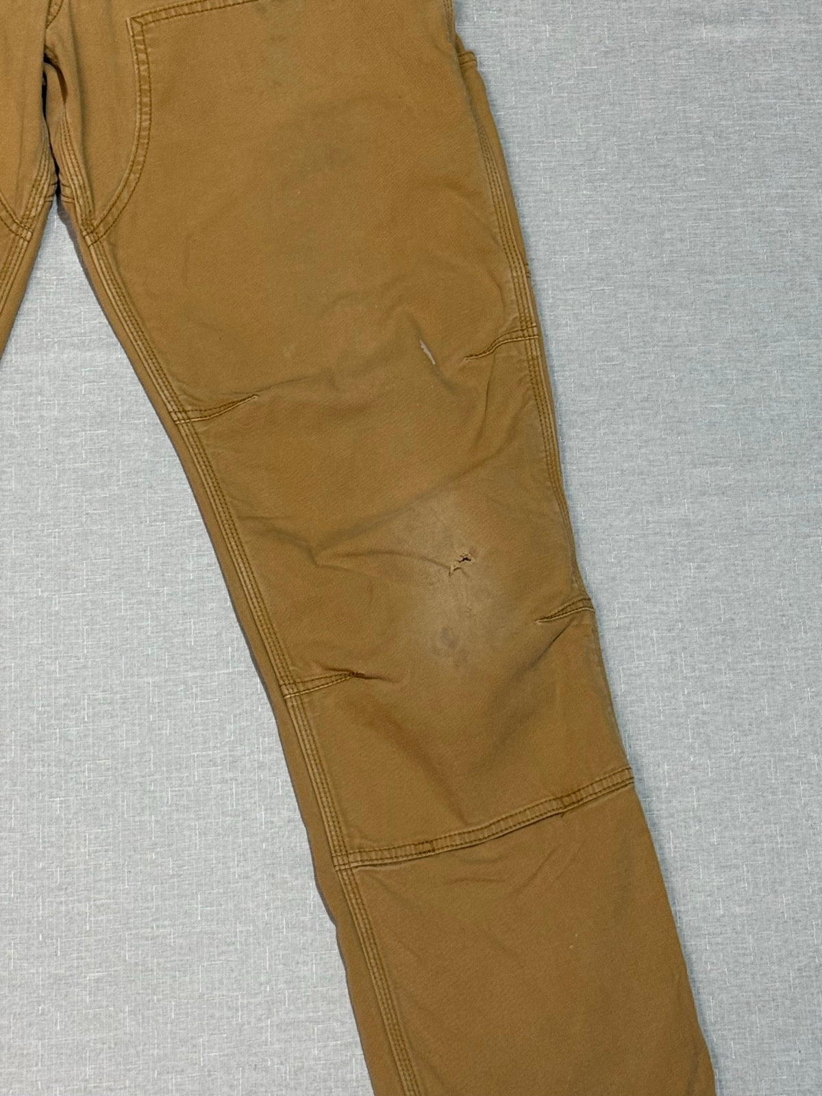 Carhartt「DOUBLE NKEE」ダックパンツ