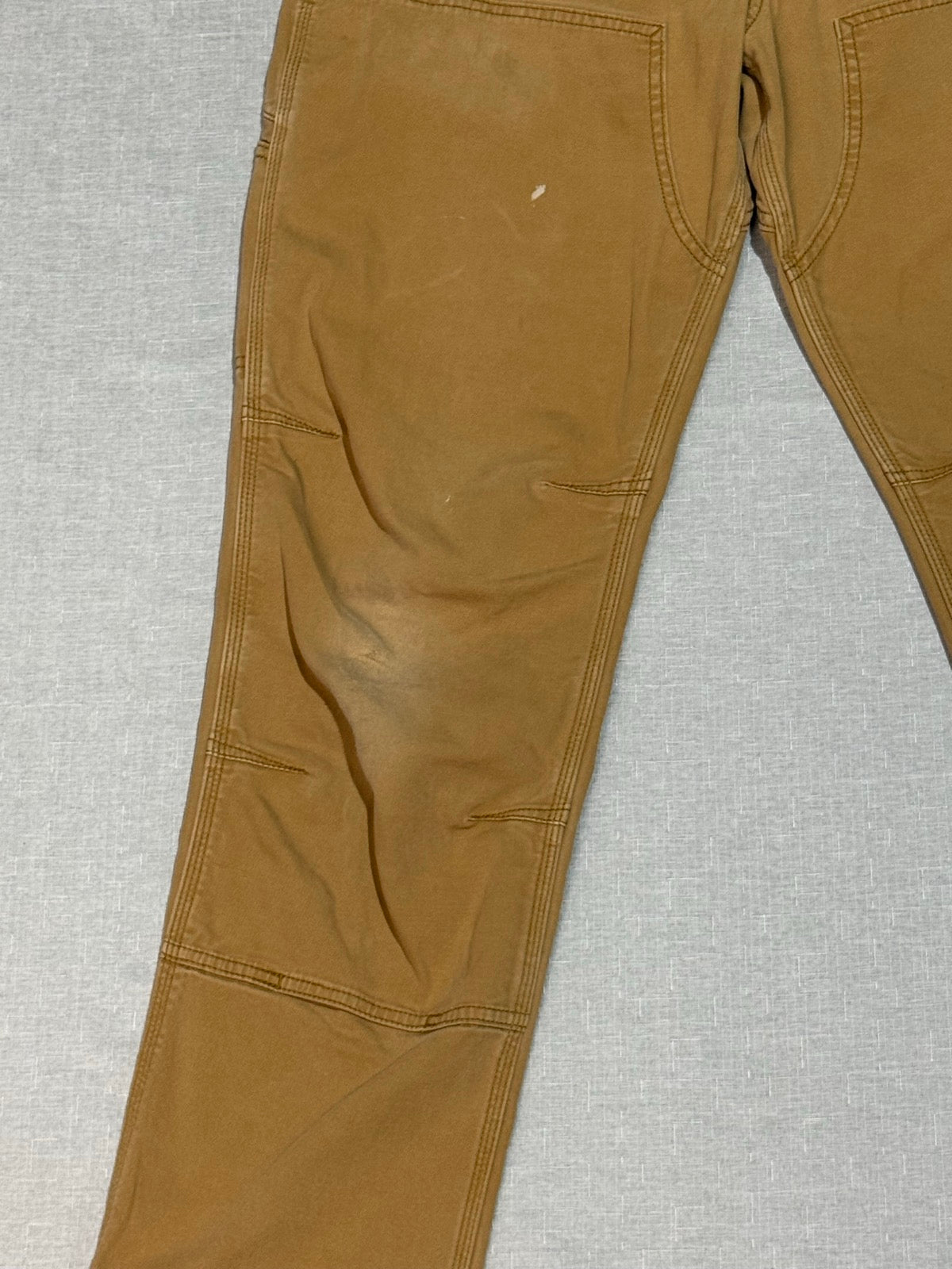Carhartt「DOUBLE NKEE」ダックパンツ
