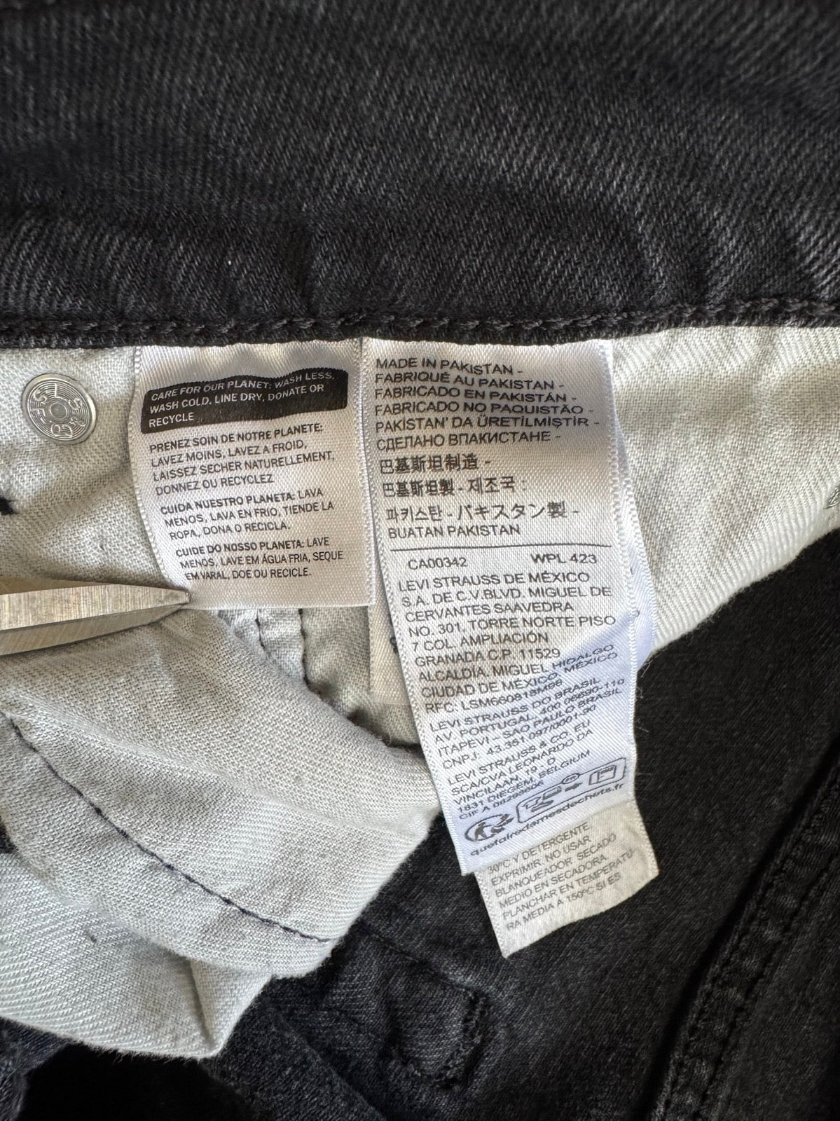 LEVI'S「505」ブラックデニムパンツ