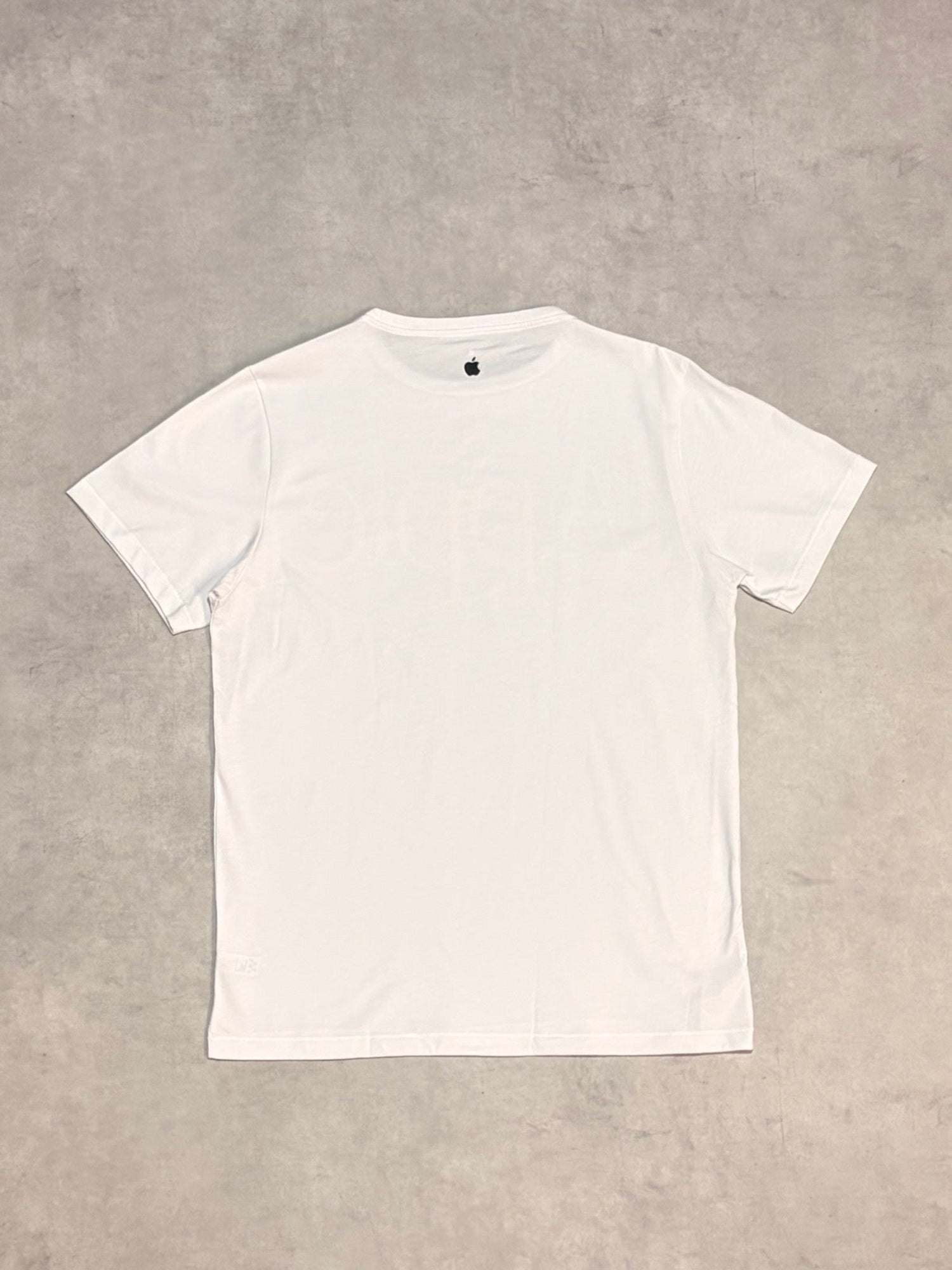 Apple「アメリカアップルパーク限定」公式Tシャツ