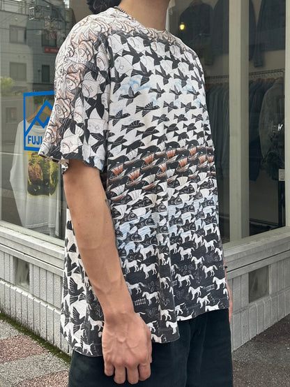 90's M.C.ESCHER「ALL OVER PLINT」USA製 アートＴシャツ