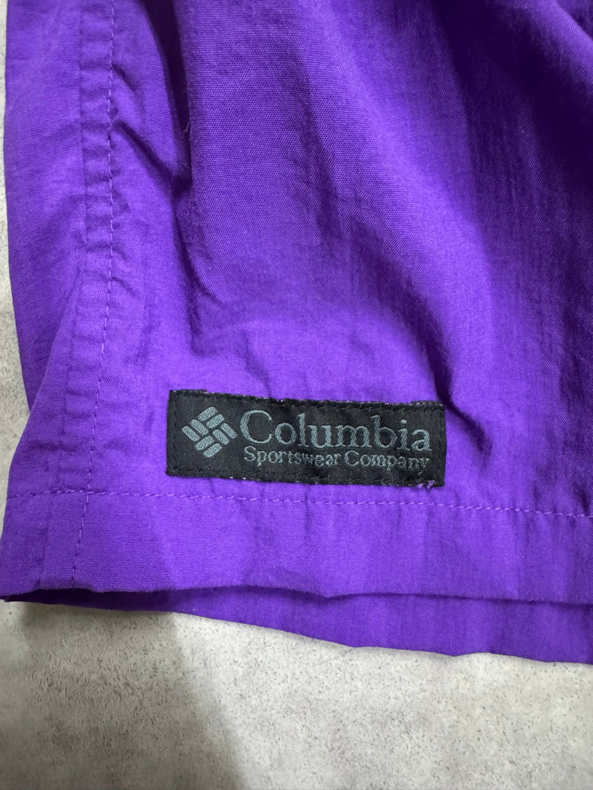 90's COLUMBIA「Sportswear Company 」ナイロンショーツ