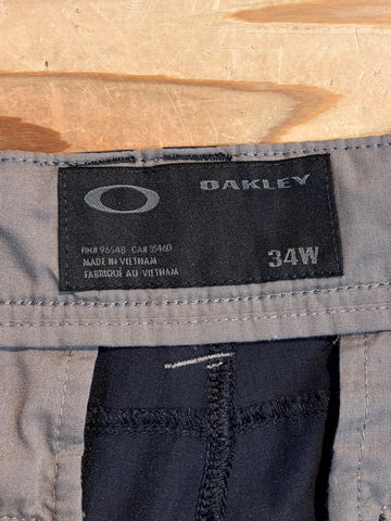 OAKLEY ナイロンショーツ
