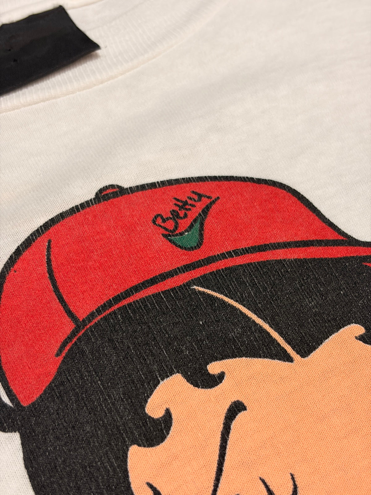 90's BETTY BOOP「Hey Girlfriend」キャラクターTシャツ