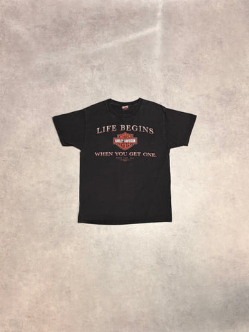 00's HARLEY-DAVIDSON「LIFE BEGINS WHEN YOU GET ONE」ハーレーTシャツ