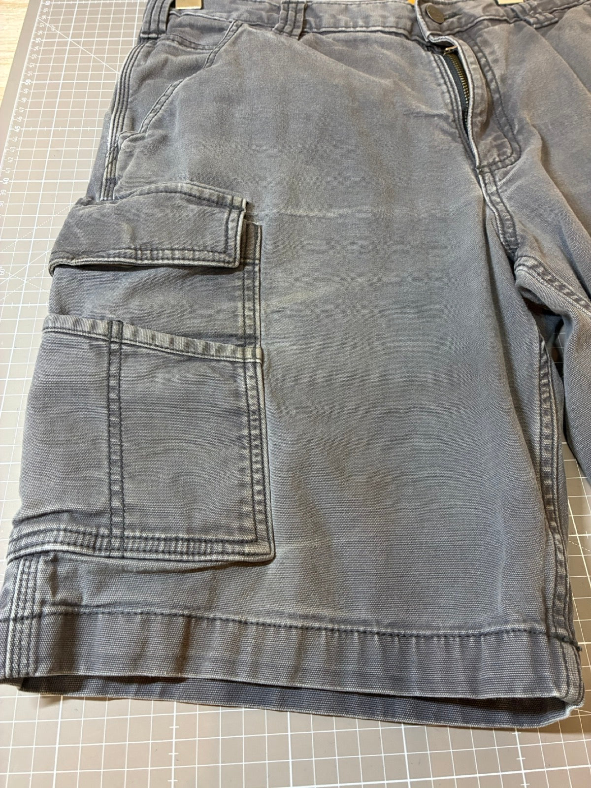 CARHARTT「relaxed fit」ペインターショーツ