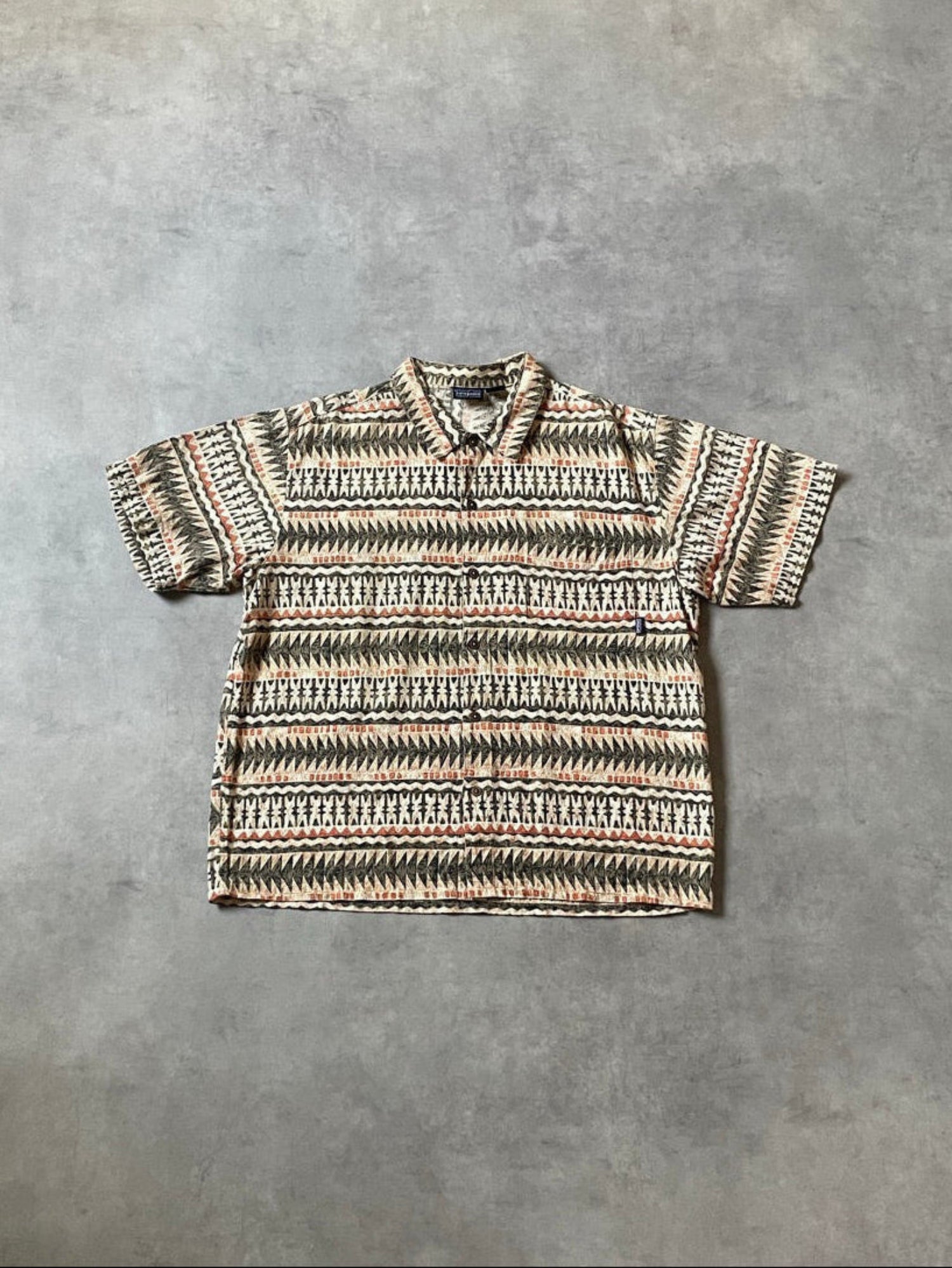 90's PATOGINIA「pataloha」 ネイティブ柄 アロハシャツ – FUJI STORE