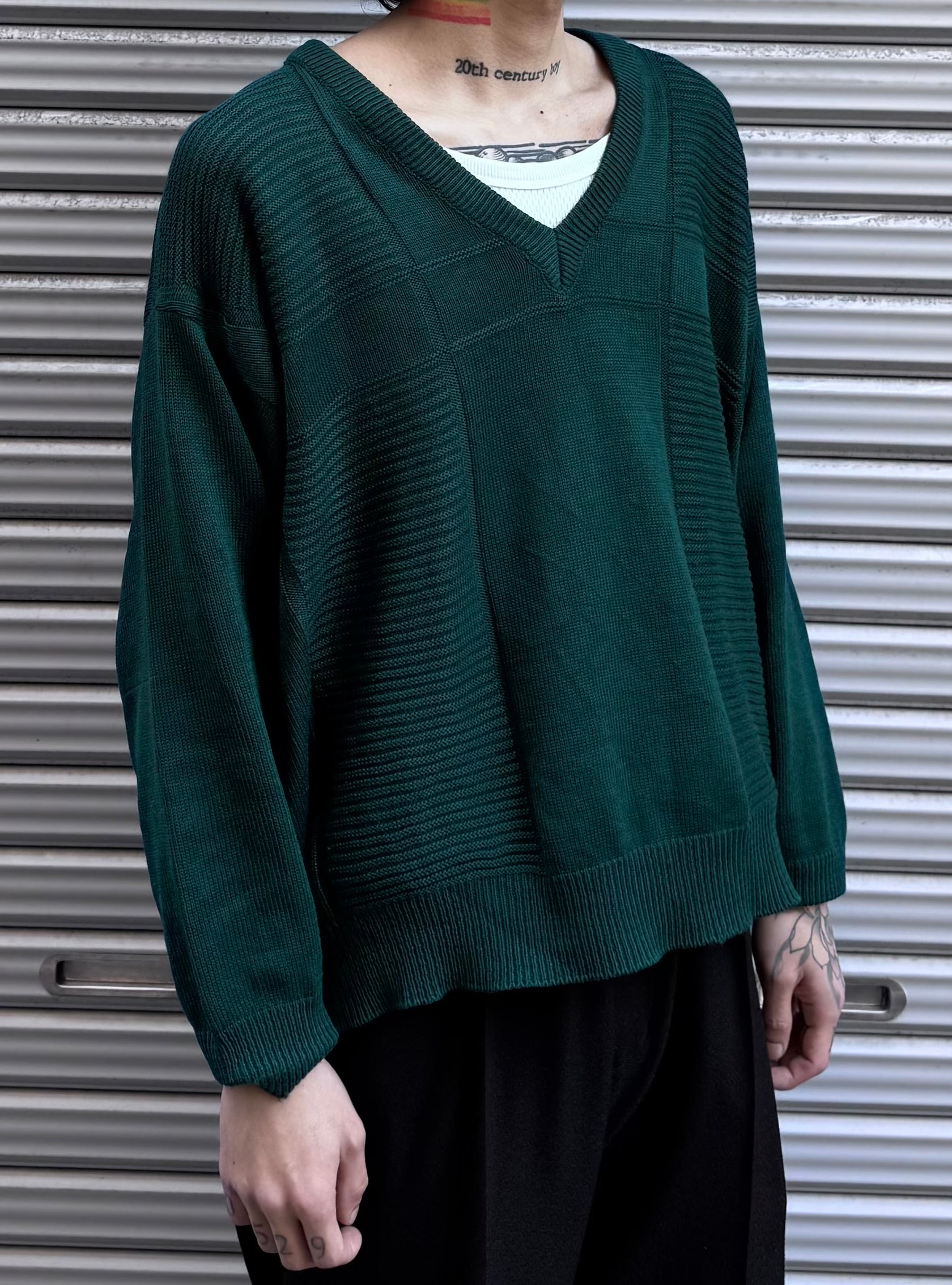 80’s「CHEMISE LACOSTE」フランス製 Ｖネックニット