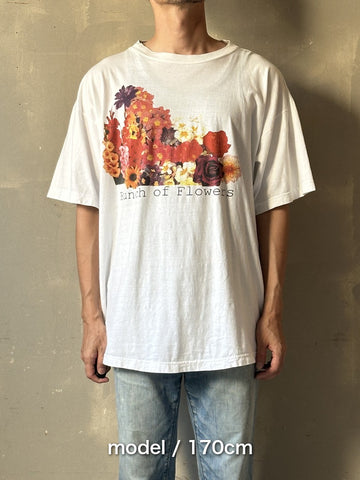 90's ひと束の花 グラフィックTシャツ