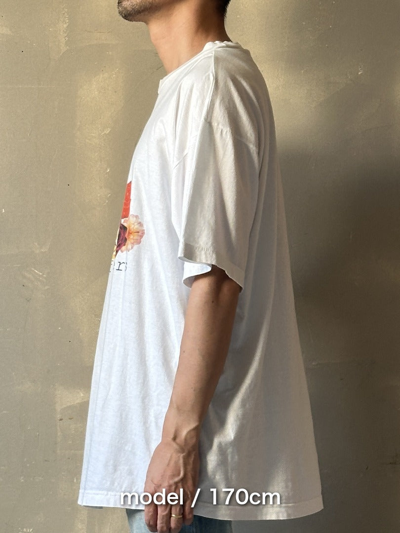 90's ひと束の花 グラフィックTシャツ