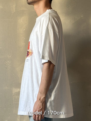 90's ひと束の花 グラフィックTシャツ