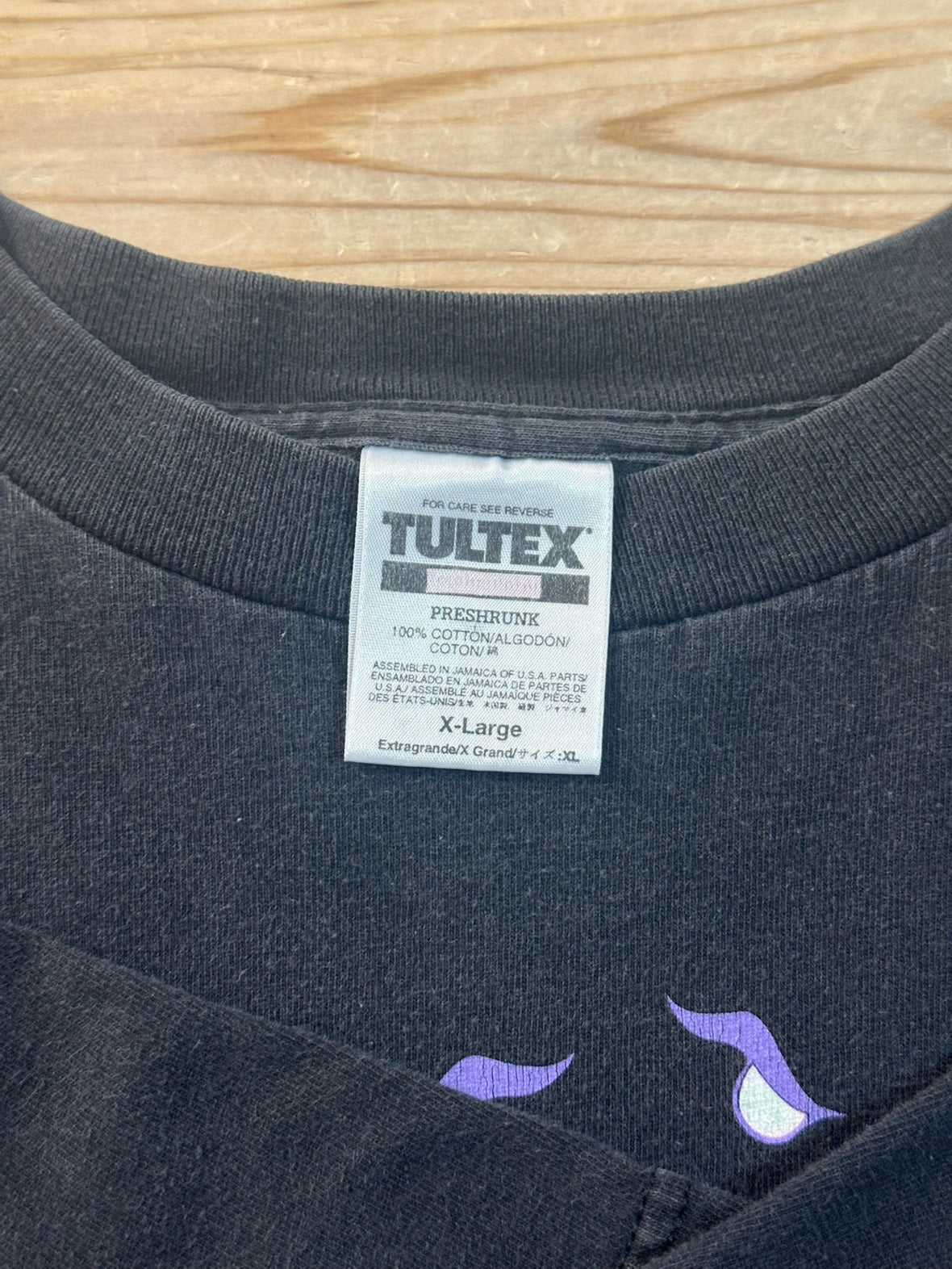 00's BAT「A bat is flying」コウモリ柄Tシャツ