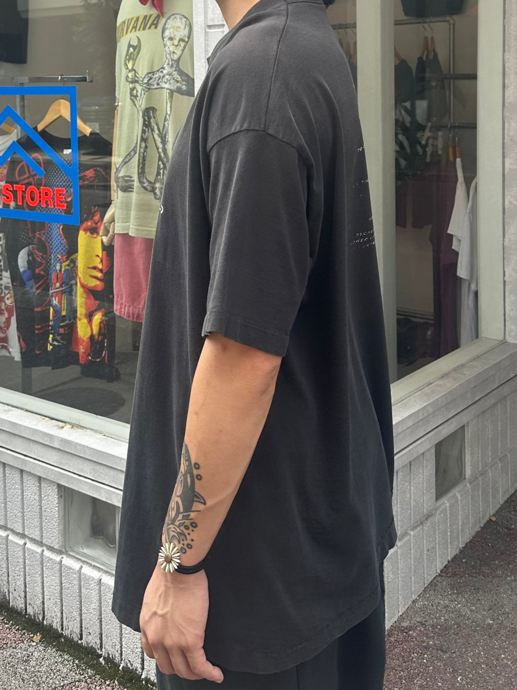 90's DISCOVERY WORLD LAUNCH TEAM グラフィックTシャツ　