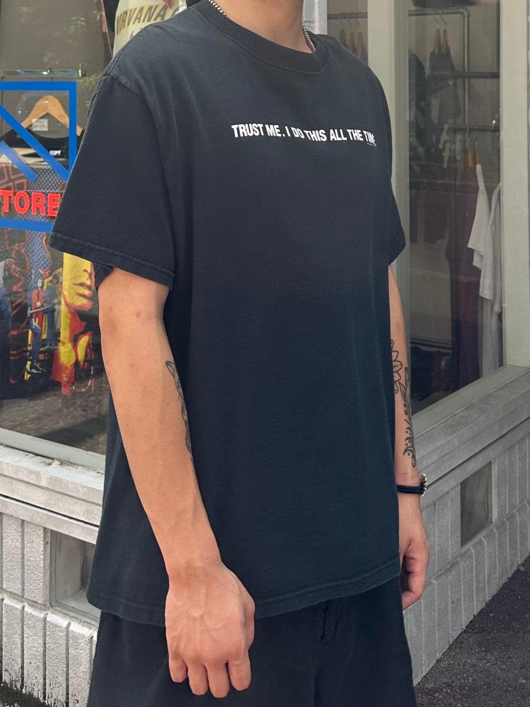 00's 「TRUST ME.I DO THIS ALL THE TIME.」メッセージTシャツ