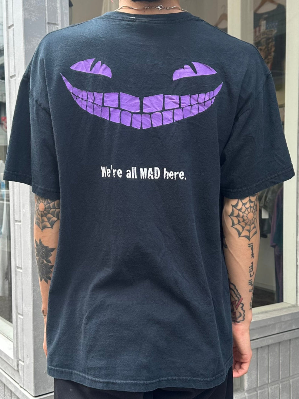 00's ALICE IN WONDER LAND「We're all MAD here」キャラクターTシャツ