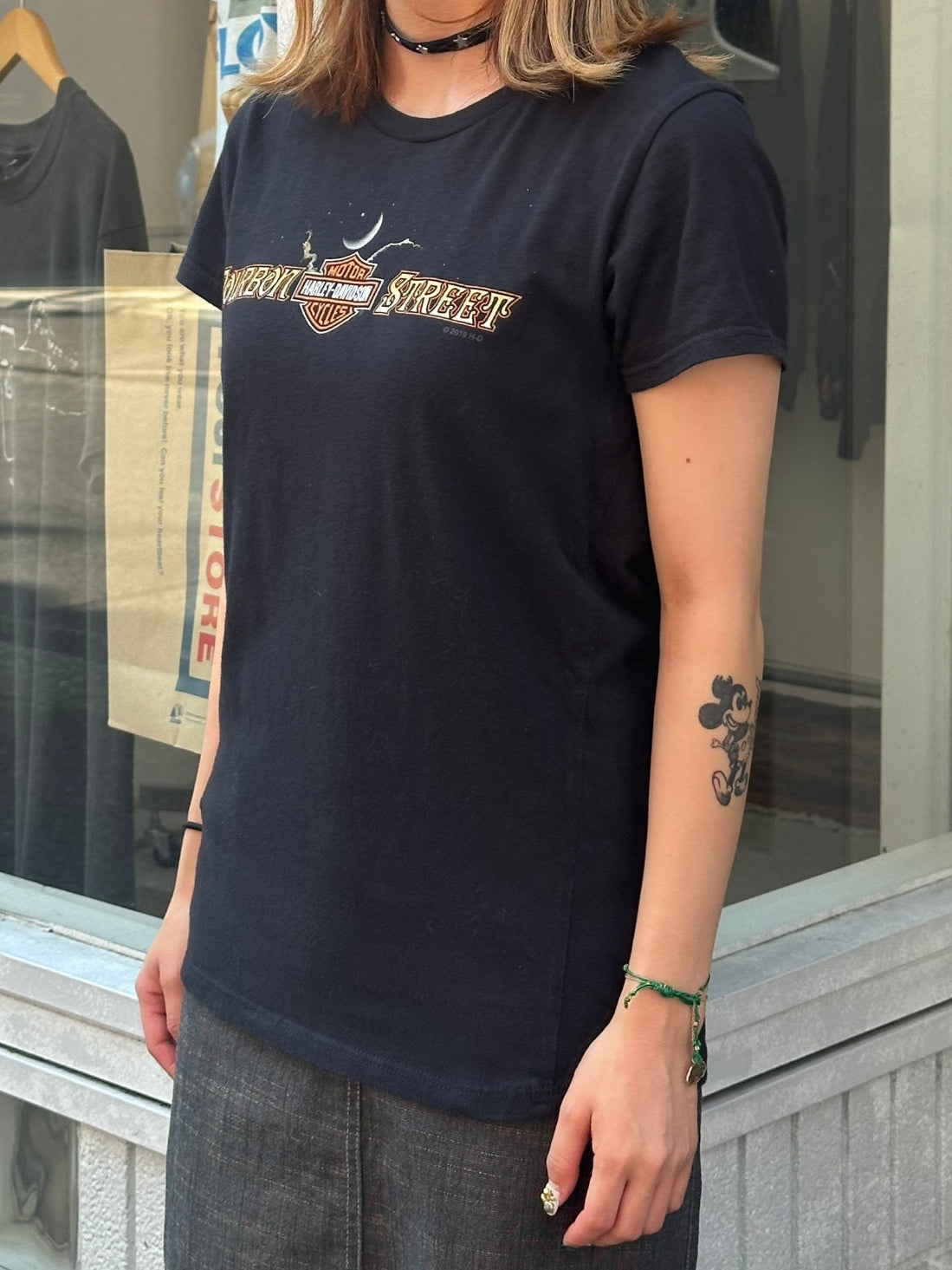 00's HARLEY-DAVIDSON 「BOURBON STREET」ハーレーTシャツ