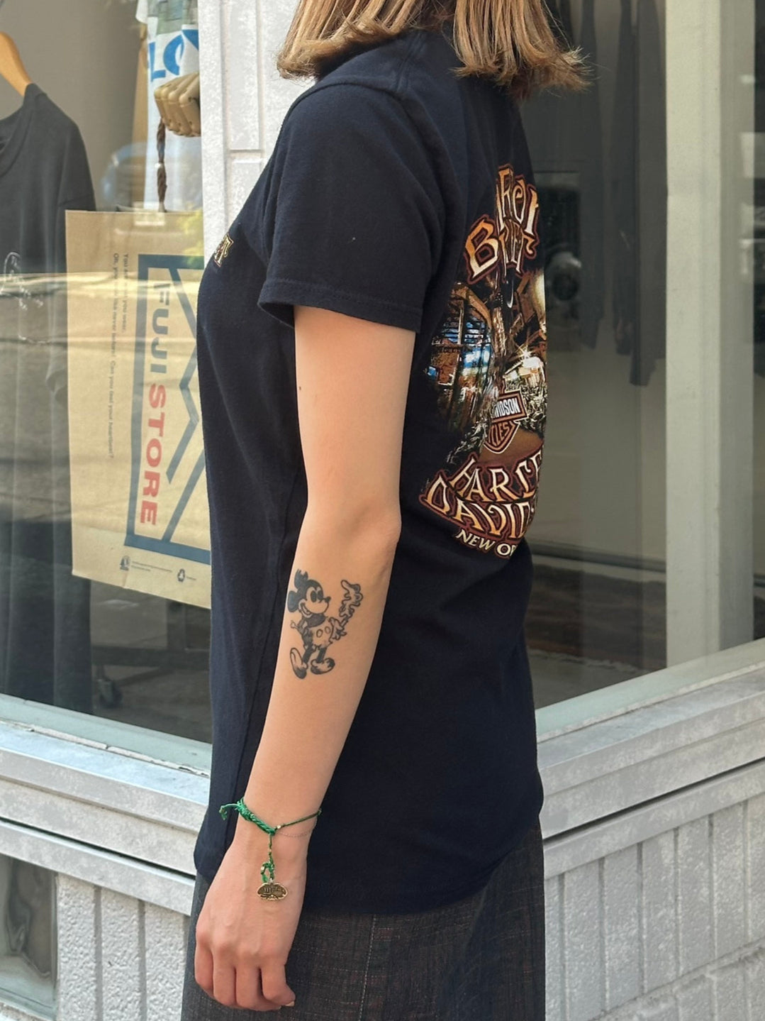 00's HARLEY-DAVIDSON 「BOURBON STREET」ハーレーTシャツ
