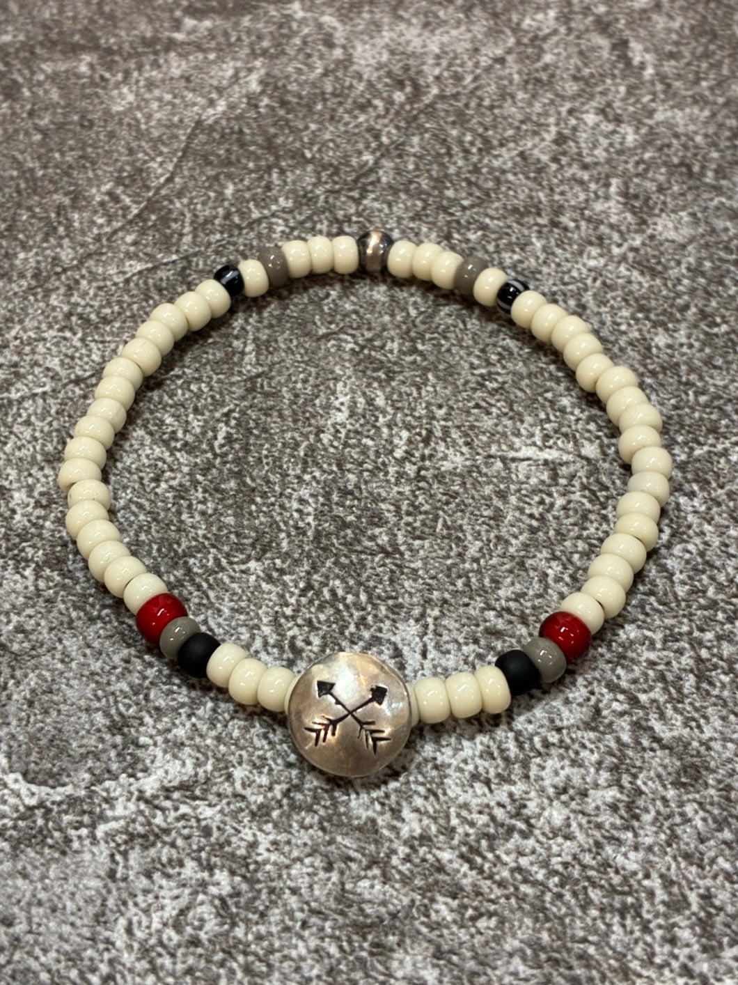 SILVER925 CONCHO & BEADS BRACELET- WHITE /  ROSETTAPRAYER②