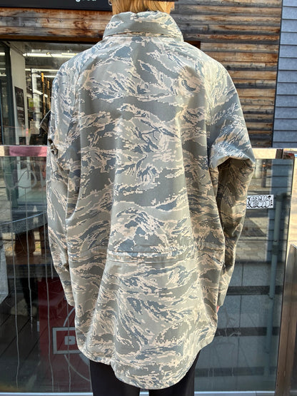 00's「U.S. AIR FORCE」 APECS パーカー